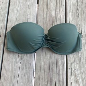 Victoria’s Secret bikini top